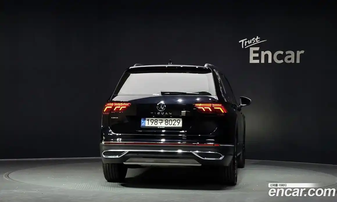 Volkswagen Tiguan 2022 2.0 гидро в Москве № 1623041, фото 4