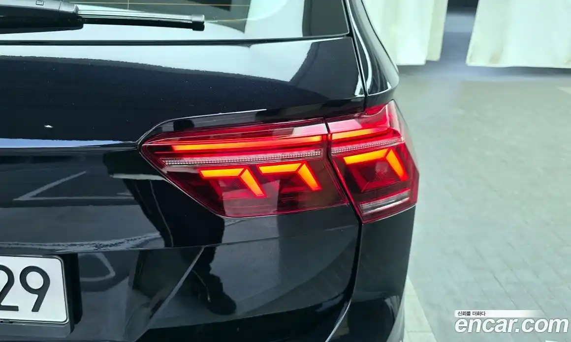Volkswagen Tiguan 2022 2.0 гидро в Москве № 1623041, фото 9