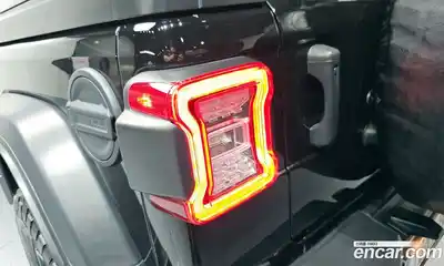 Jeep Wrangler 2022 2.0 гидро в Москве № 1623907, миниатюра 9