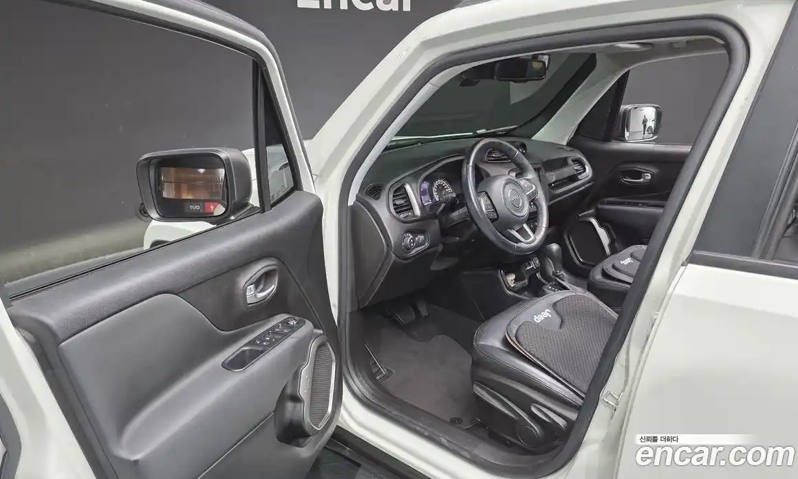 Jeep Renegade 2020 1.6 гидро в Москве № 1624044, фото 13