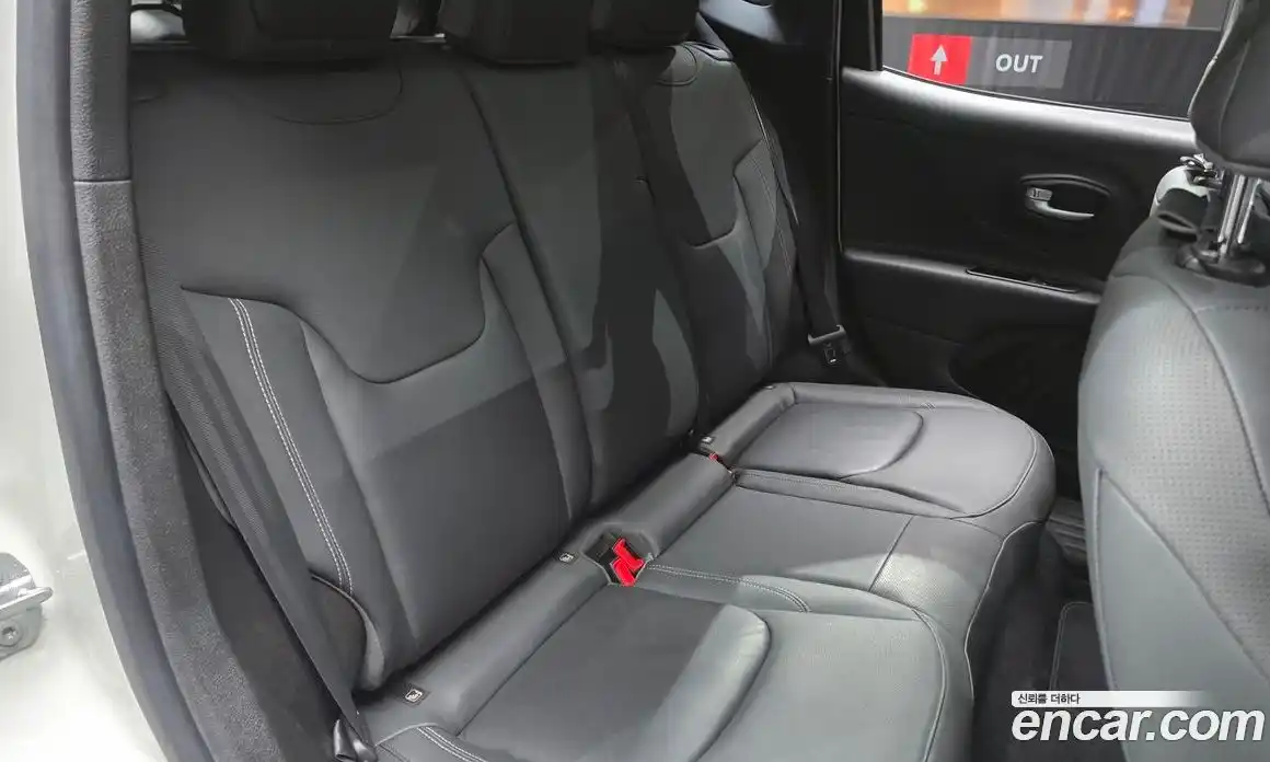 Jeep Renegade 2020 1.6 гидро в Москве № 1624044, фото 16