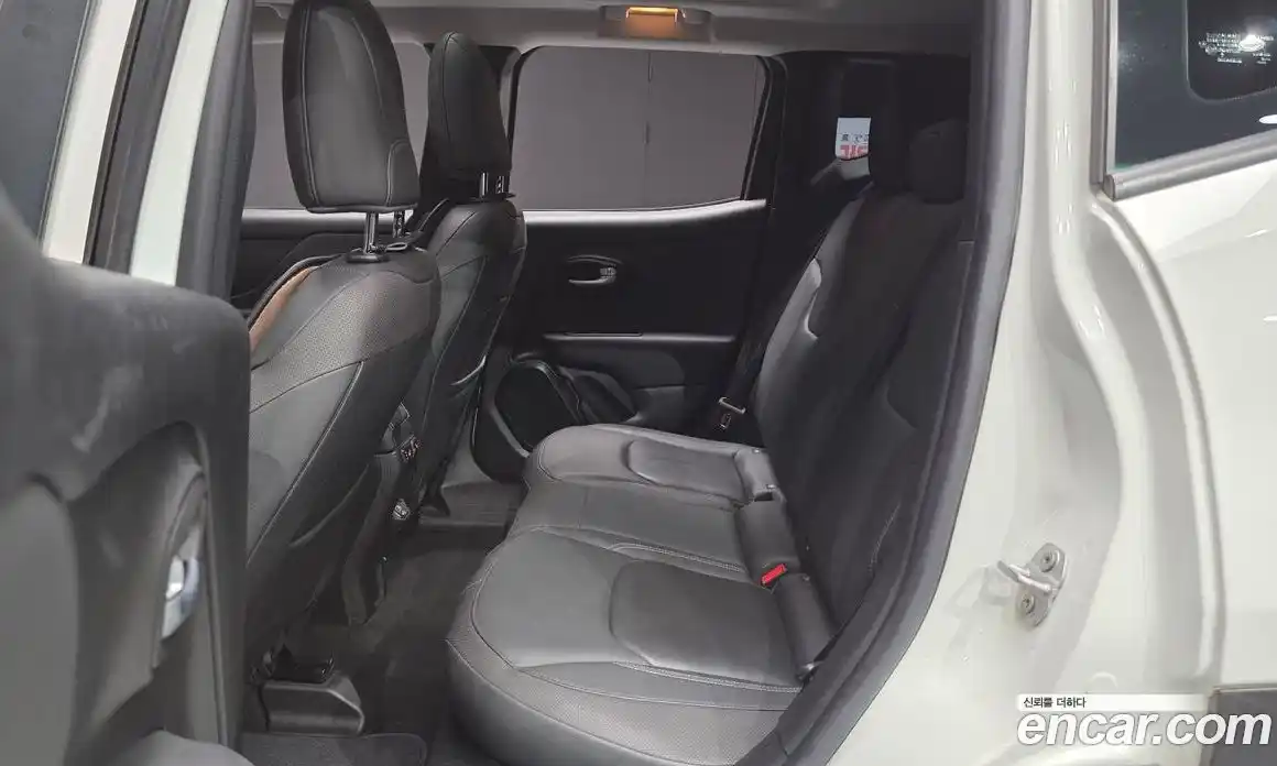 Jeep Renegade 2020 1.6 гидро в Москве № 1624044, фото 18