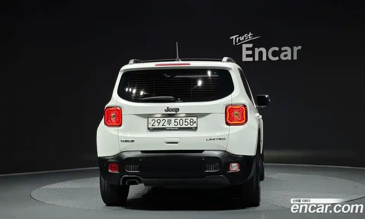 Jeep Renegade 2020 1.6 гидро в Москве № 1624044, фото 4
