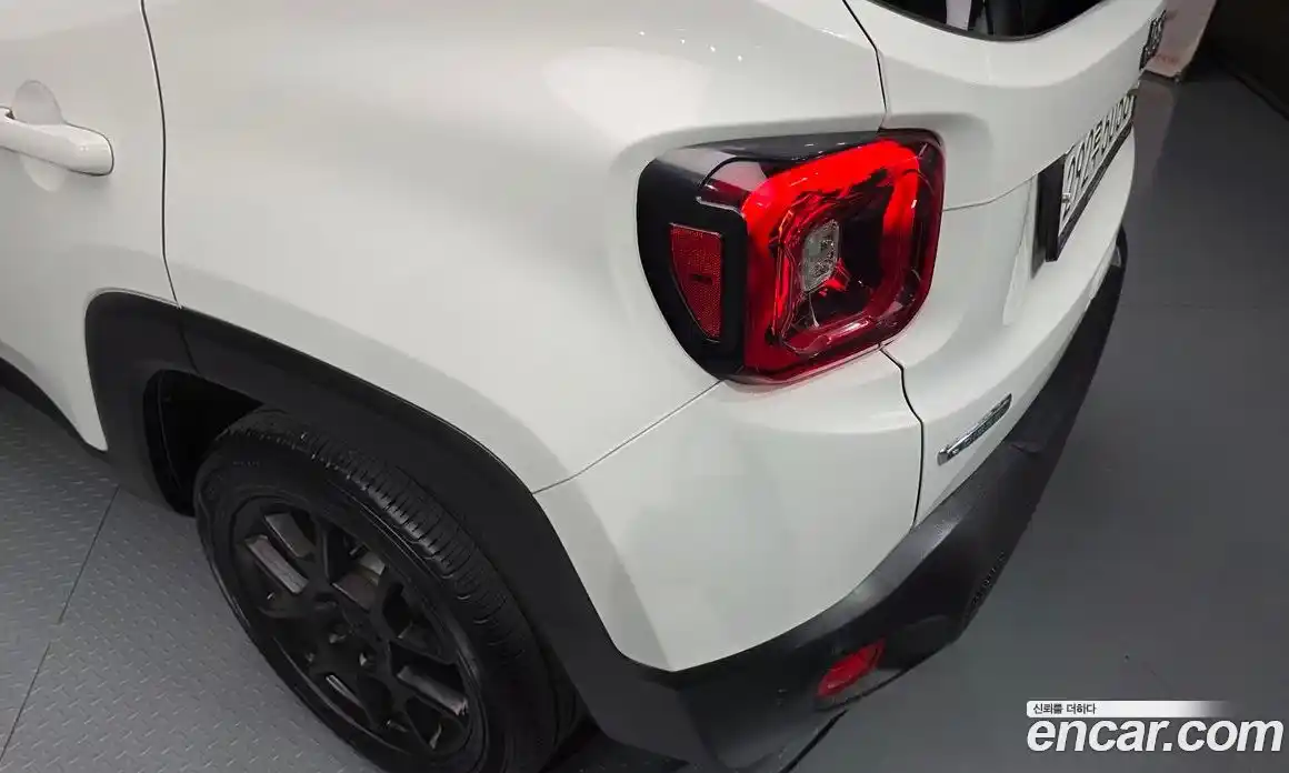Jeep Renegade 2020 1.6 гидро в Москве № 1624044, фото 9