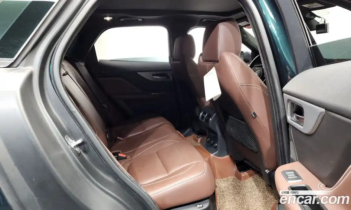 Jaguar F-Pace 2017 3.0 гидро в Москве № 1625492, фото 17
