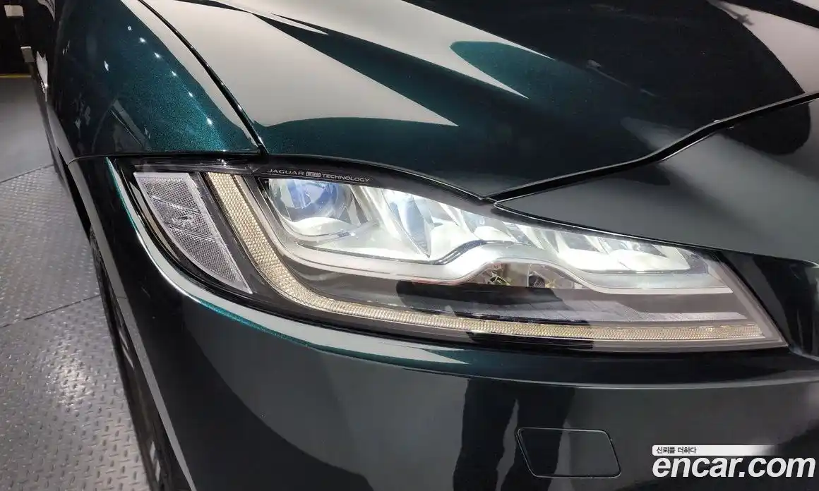 Jaguar F-Pace 2017 3.0 гидро в Москве № 1625492, фото 8