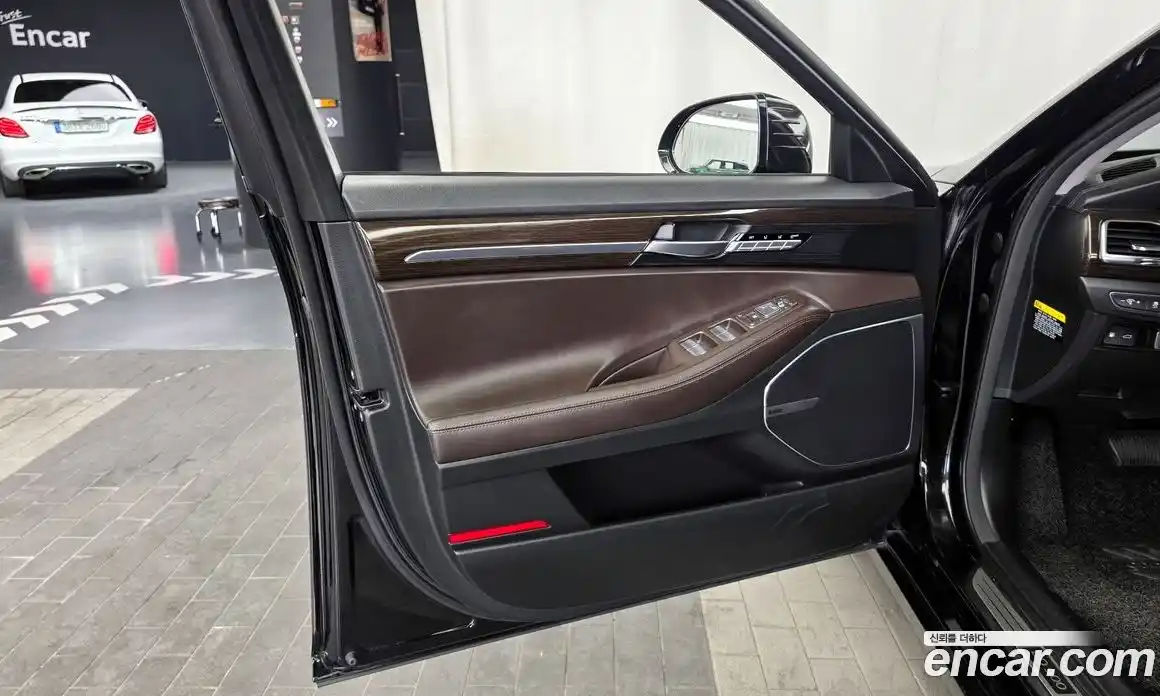 Genesis EQ900 2017 3.8 гидро в Москве, фото 14