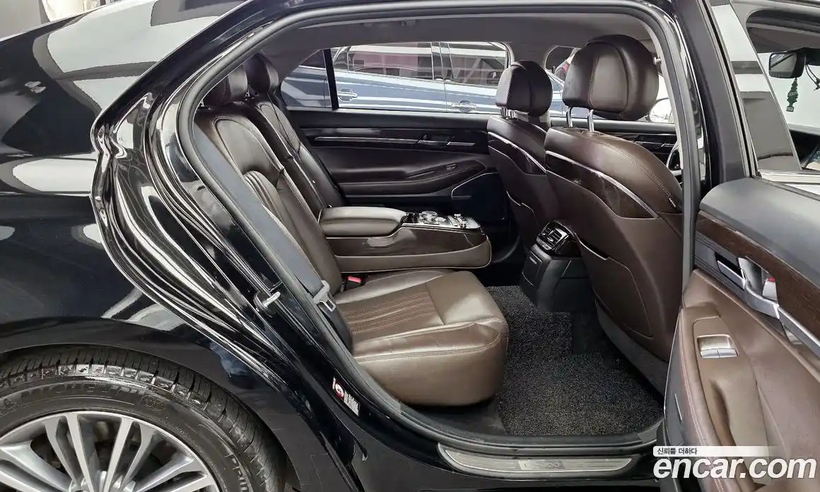 Genesis EQ900 2017 3.8 гидро в Москве, фото 18