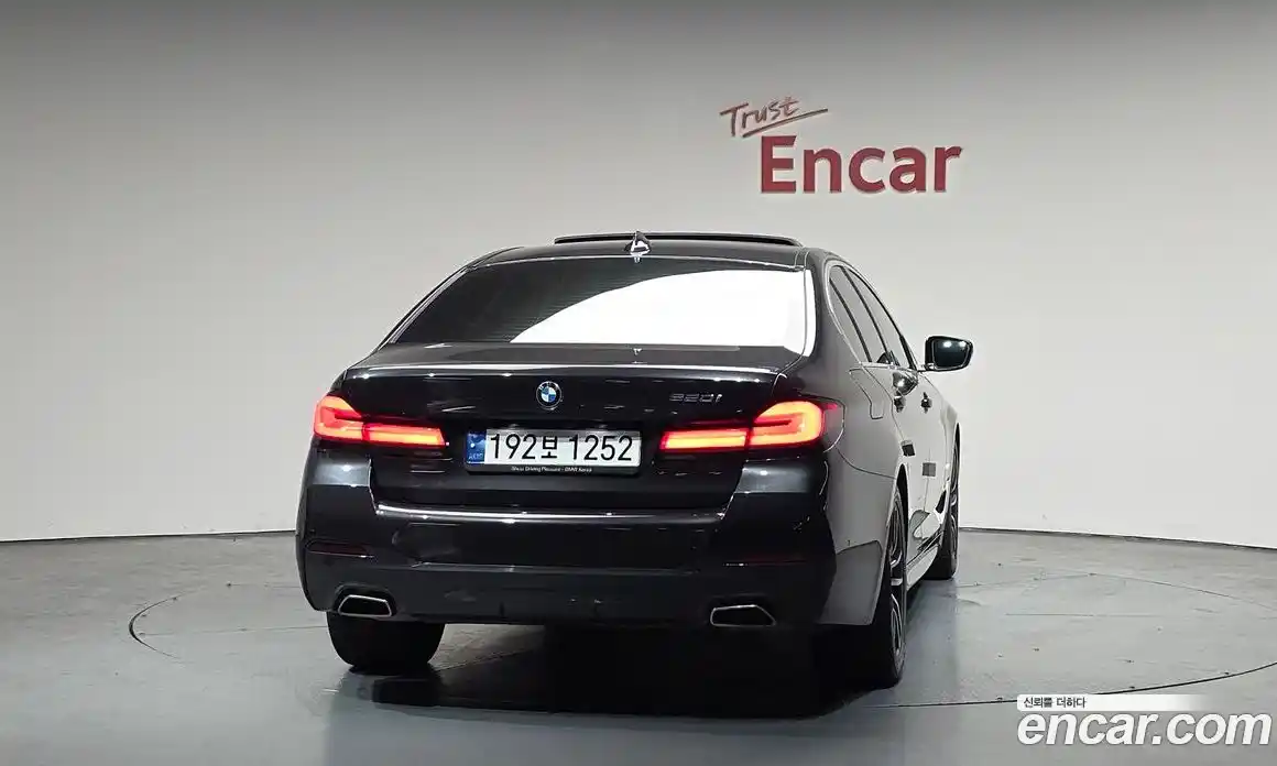 BMW 5-Series 2023 2.0 гидро в Москве № 1685537, фото 3