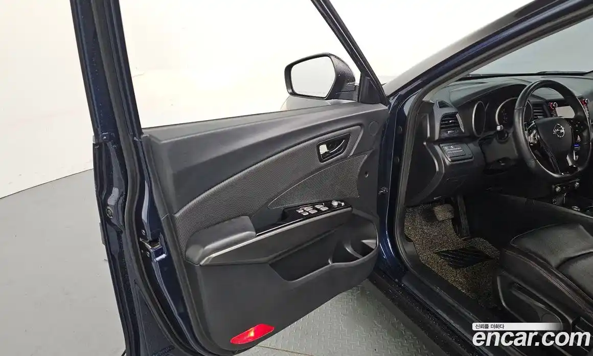 SsangYong TIBOLI 2018 1.6 гидро в Москве № 1685989, фото 14