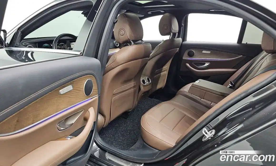 Mercedes-Benz E-Class 2021 2.0 гидро в Москве № 1690358, фото 17