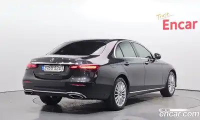 Mercedes-Benz E-Class 2021 2.0 гидро в Москве № 1690358, миниатюра 2