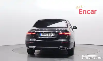 Mercedes-Benz E-Class 2021 2.0 гидро в Москве № 1690358, миниатюра 4