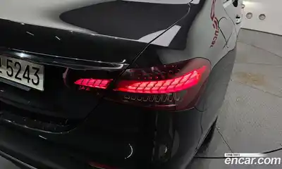 Mercedes-Benz E-Class 2021 2.0 гидро в Москве № 1690358, миниатюра 9