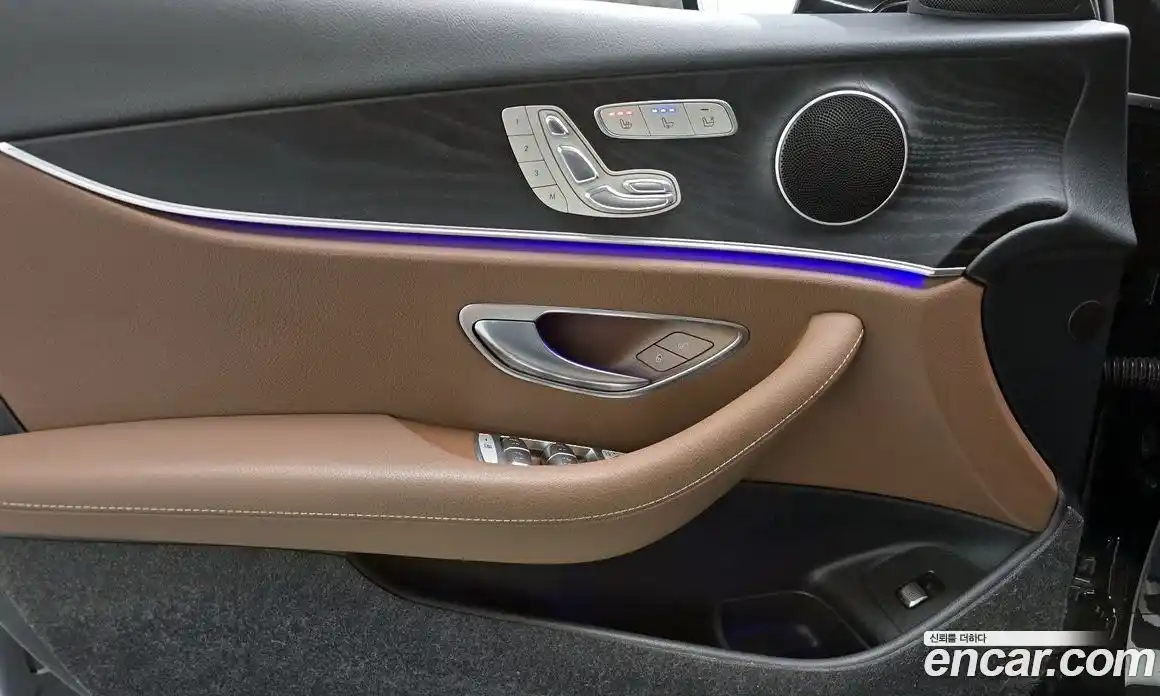 Mercedes-Benz E-Class 2017 2.0 гидро в Москве № 1690370, фото 14