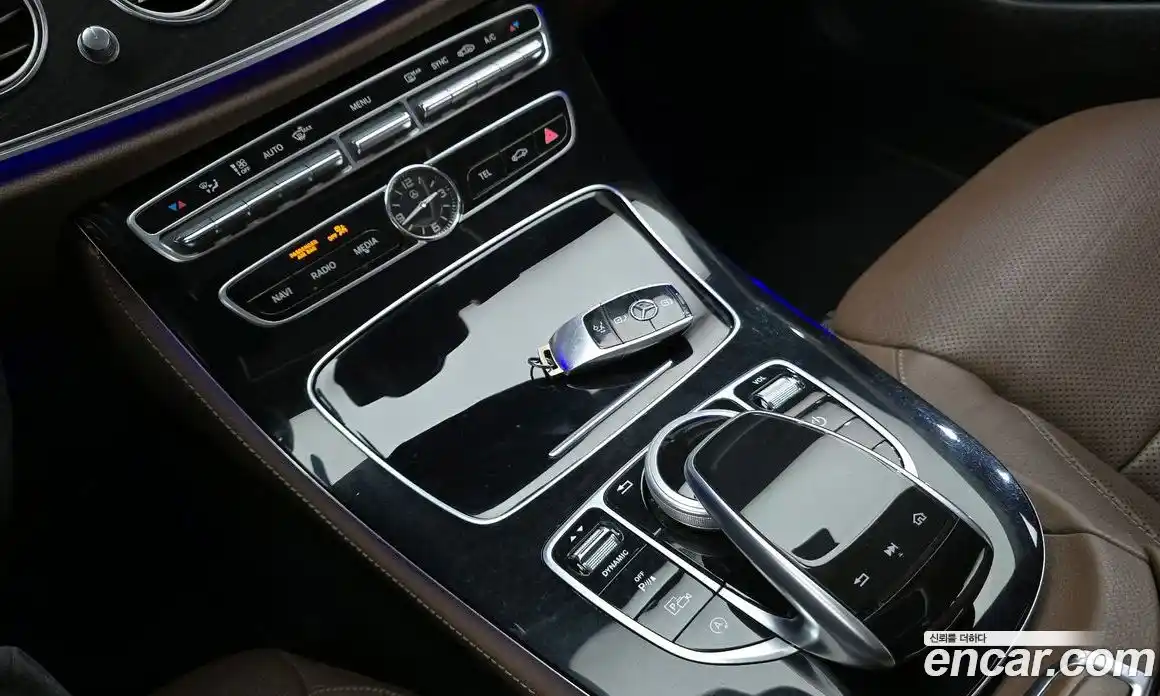 Mercedes-Benz E-Class 2017 2.0 гидро в Москве № 1690370, фото 24