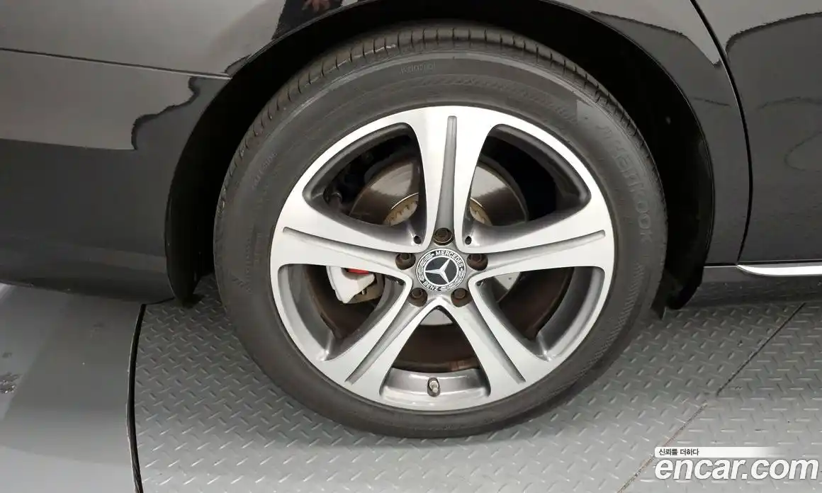 Mercedes-Benz E-Class 2017 2.0 гидро в Москве № 1690370, фото 5