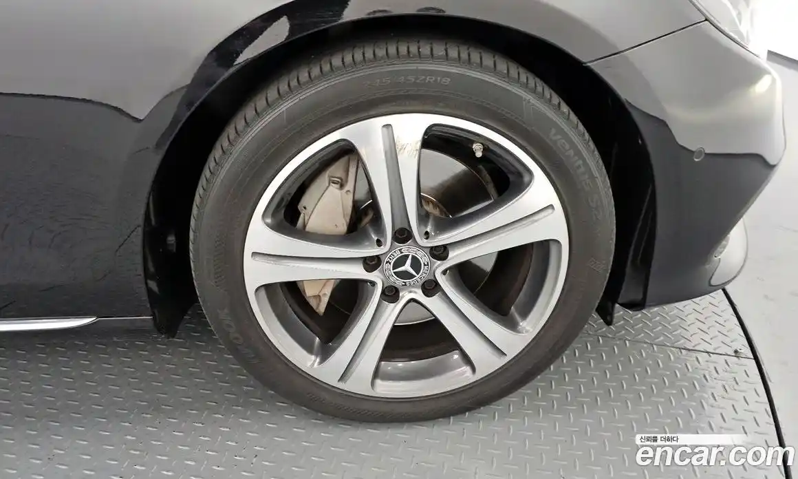 Mercedes-Benz E-Class 2017 2.0 гидро в Москве № 1690370, фото 7