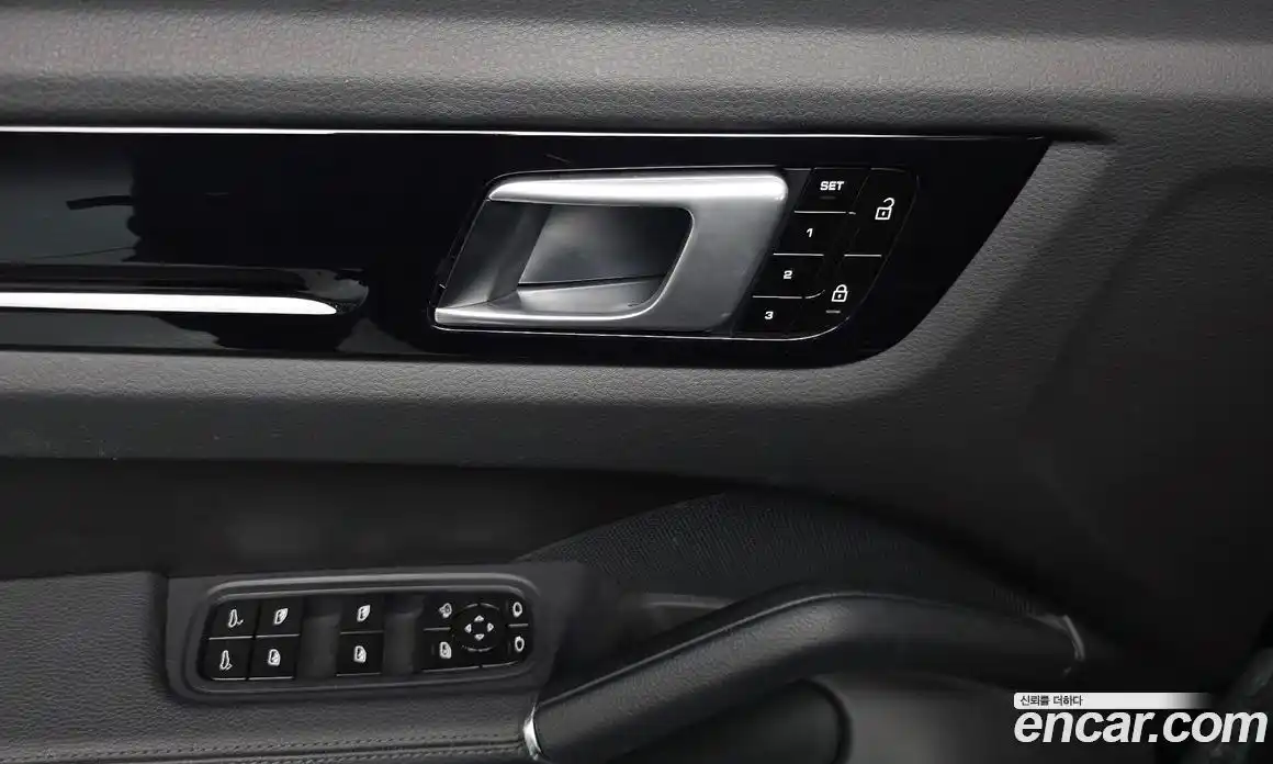 Porsche Cayenne 2021 3.0 гидро в Москве № 1691674, фото 27