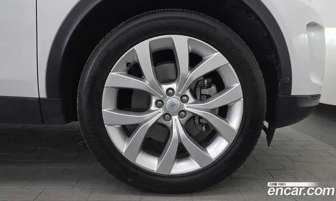 Land Rover Discovery Sport 2021 2.0 гидро в Москве № 1691926, фото 7