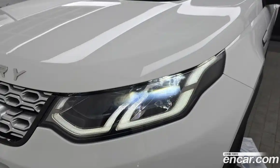 Land Rover Discovery Sport 2021 2.0 гидро в Москве № 1691926, фото 8