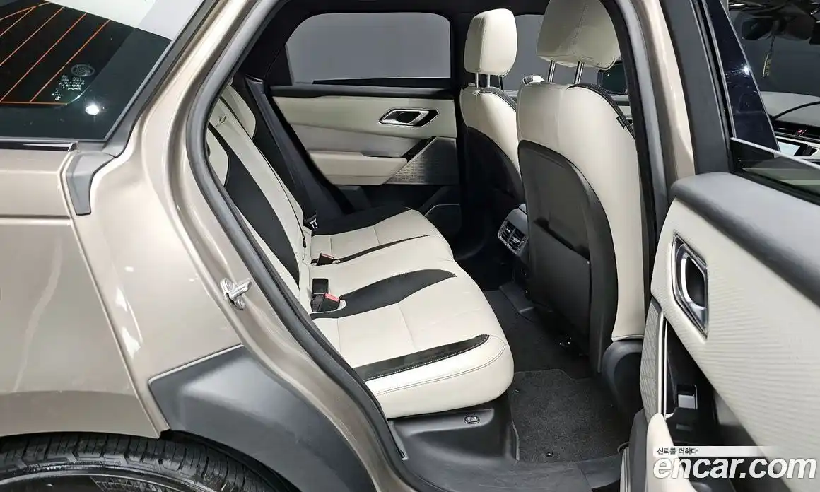 Land Rover Range-Rover Velar 2019 3.0 гидро в Москве № 1691981, фото 17