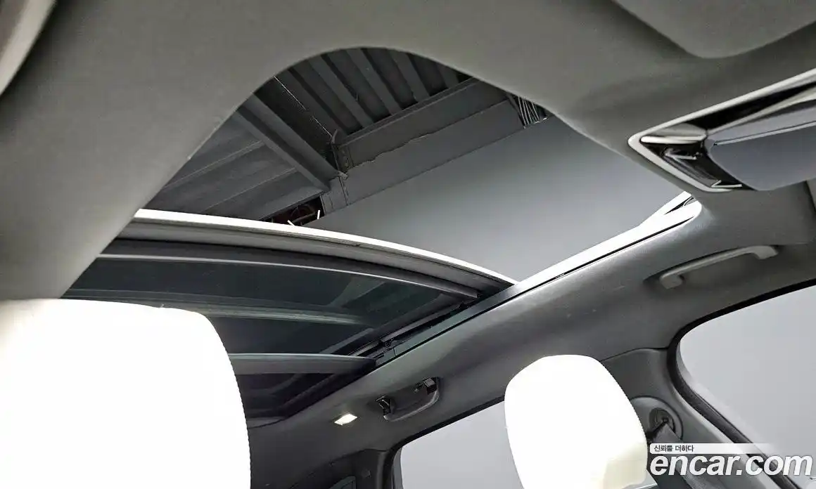 Land Rover Range-Rover Velar 2019 3.0 гидро в Москве № 1691981, фото 25