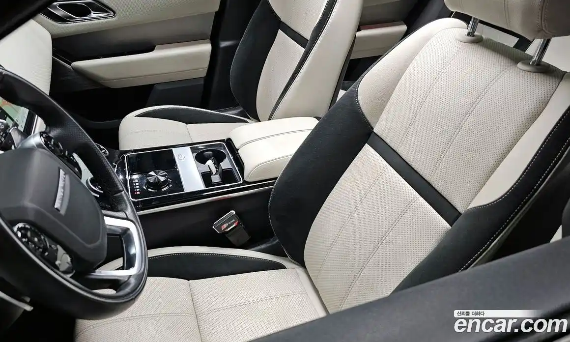 Land Rover Range-Rover Velar 2019 3.0 гидро в Москве № 1691981, фото 27