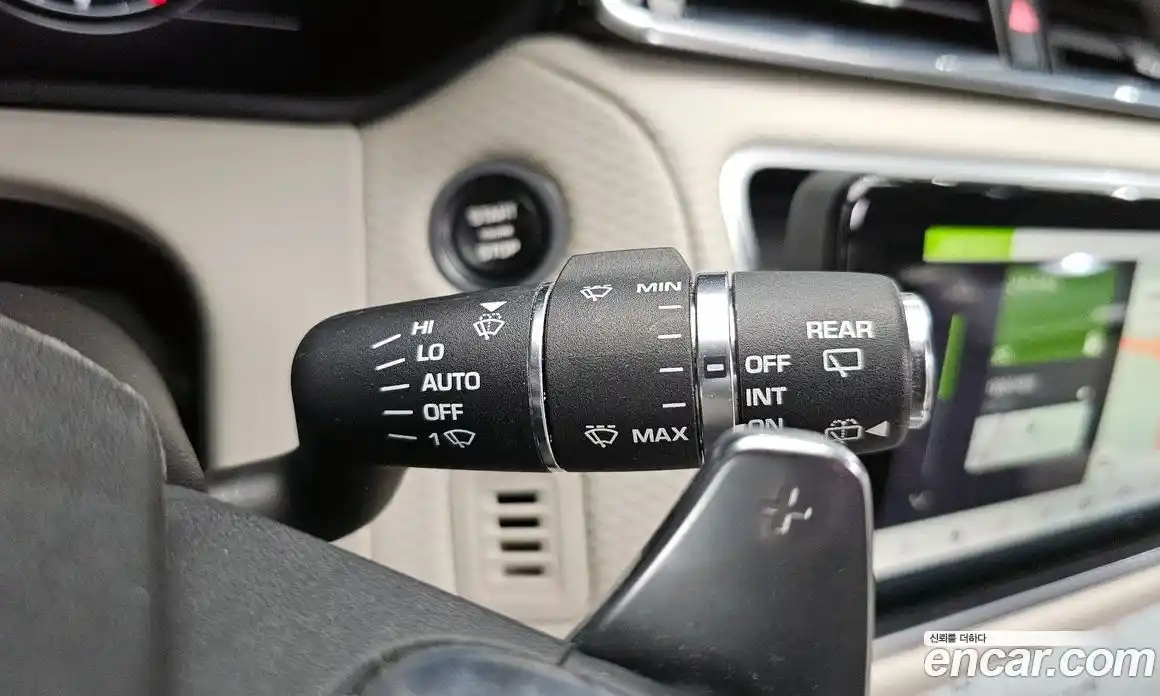 Land Rover Range-Rover Velar 2019 3.0 гидро в Москве № 1691981, фото 29