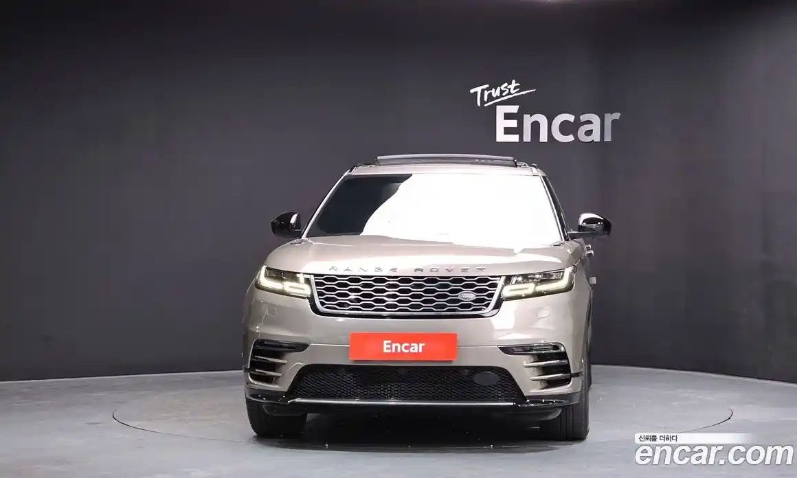 Land Rover Range-Rover Velar 2019 3.0 гидро в Москве № 1691981, фото 3
