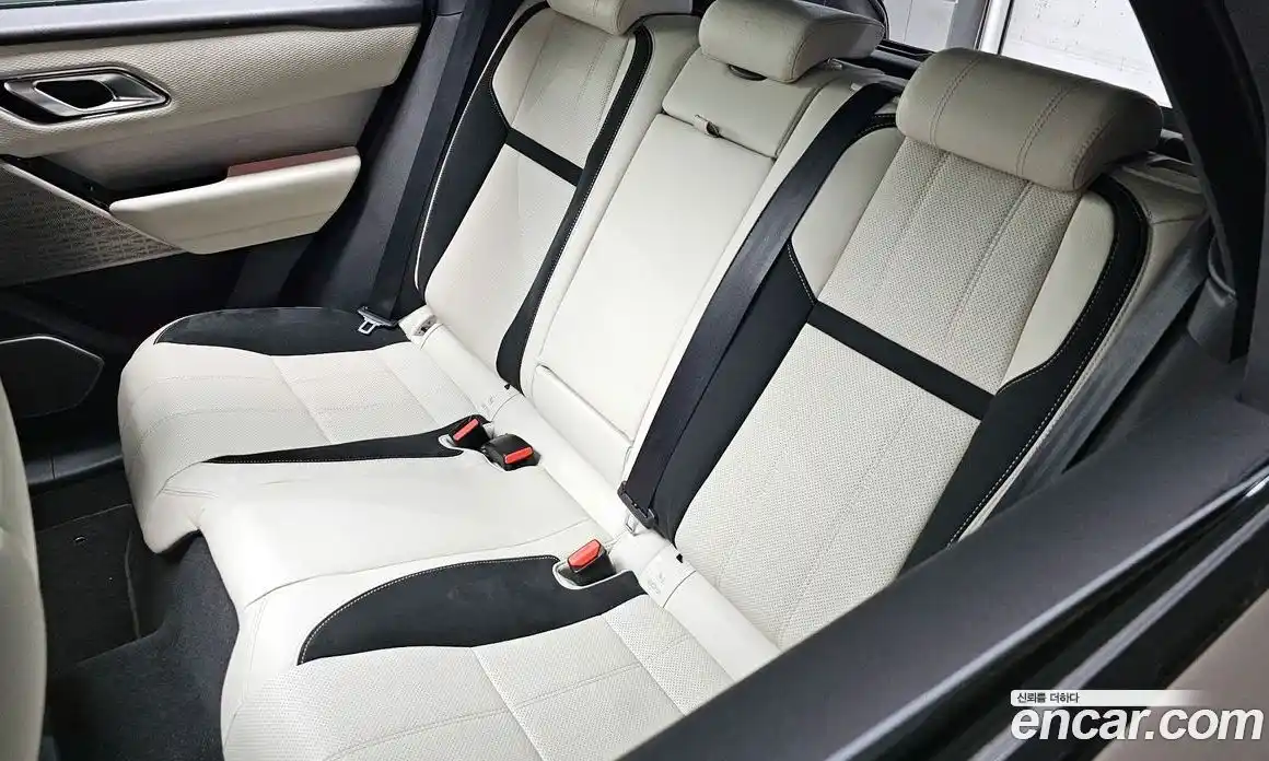 Land Rover Range-Rover Velar 2019 3.0 гидро в Москве № 1691981, фото 33
