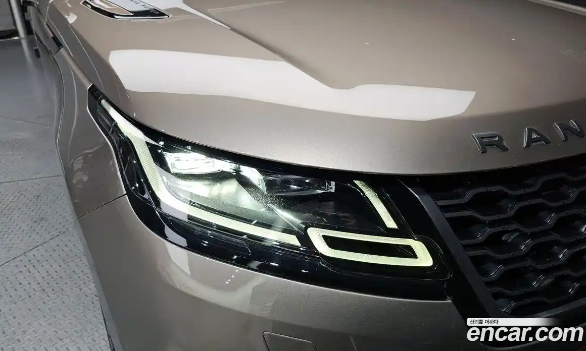Land Rover Range-Rover Velar 2019 3.0 гидро в Москве № 1691981, фото 8
