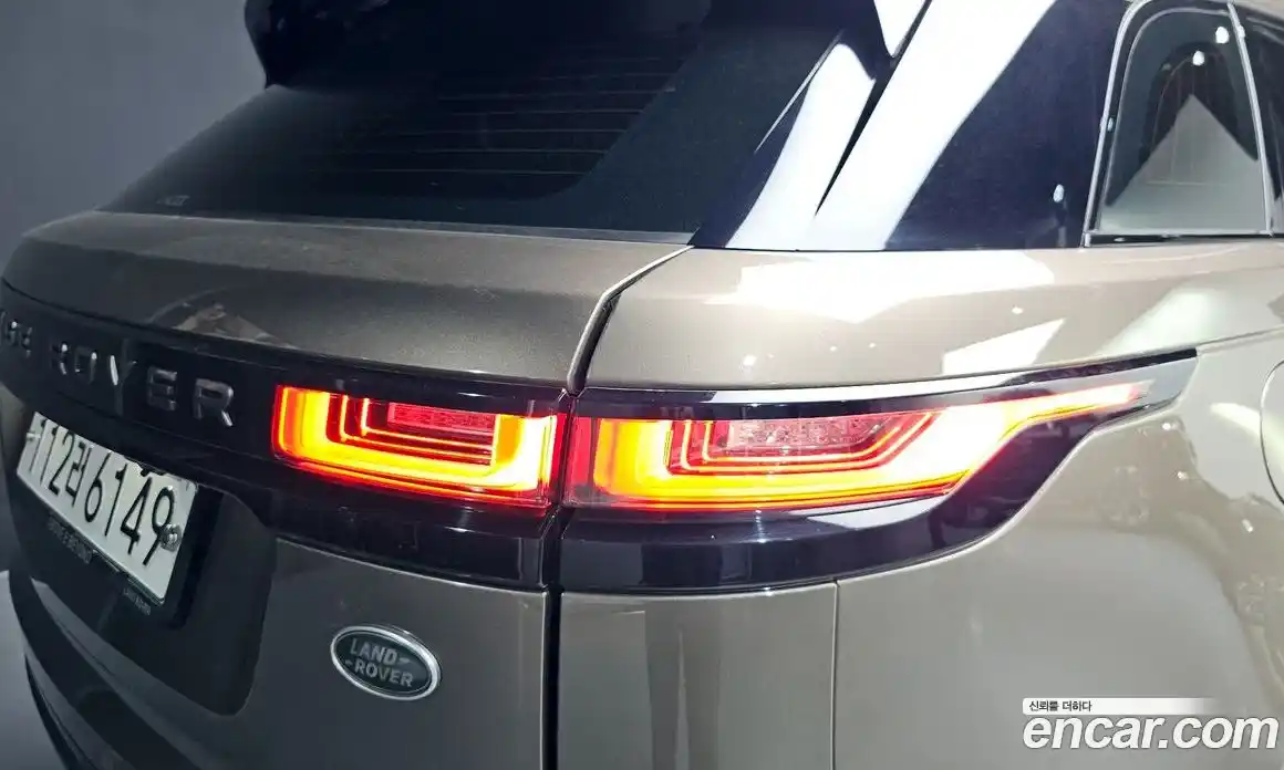Land Rover Range-Rover Velar 2019 3.0 гидро в Москве № 1691981, фото 9