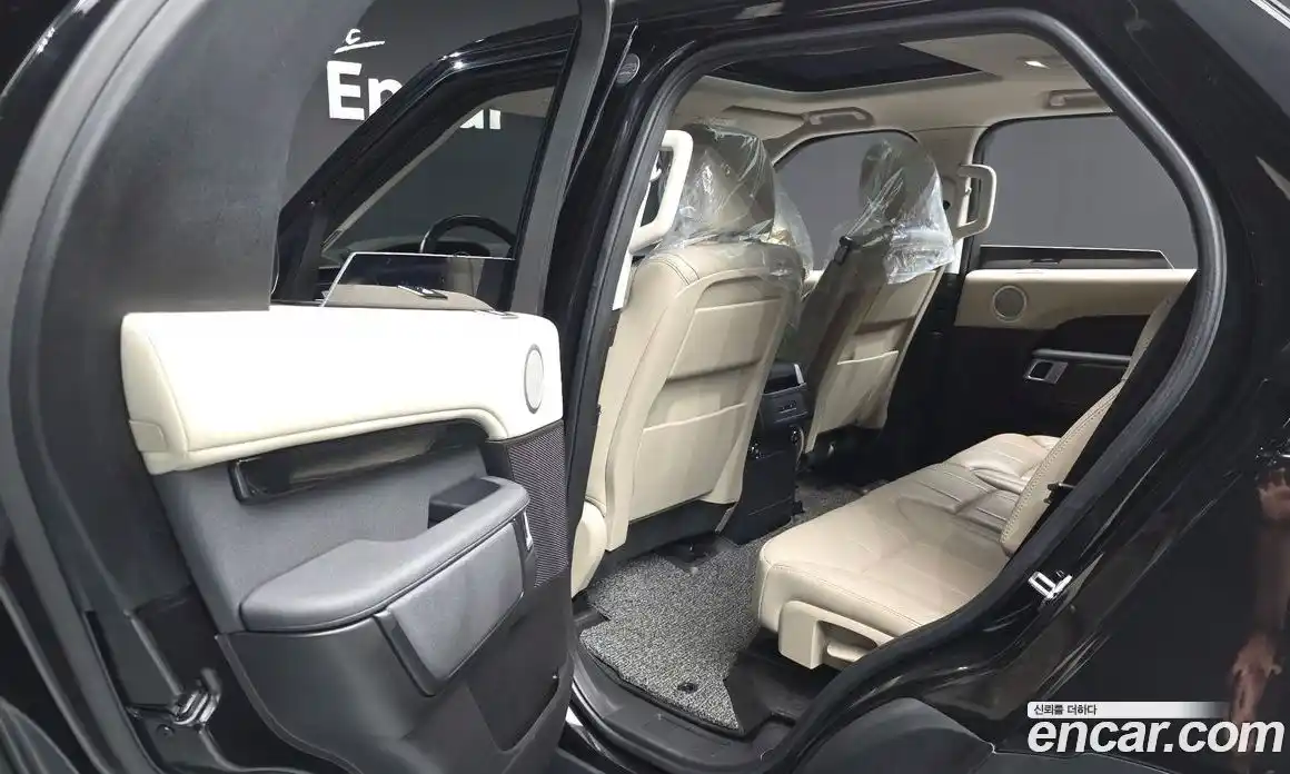 Land Rover Discovery 2018 2.0 гидро в Москве № 1692026, фото 16