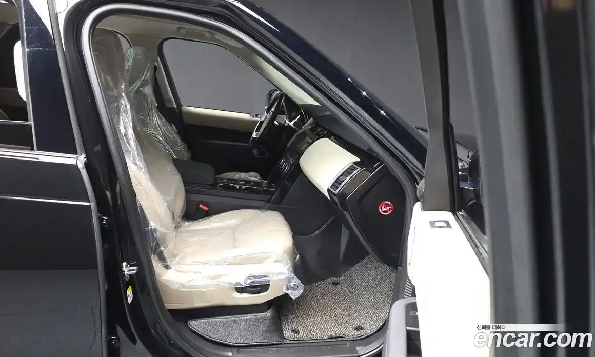Land Rover Discovery 2018 2.0 гидро в Москве № 1692026, фото 17