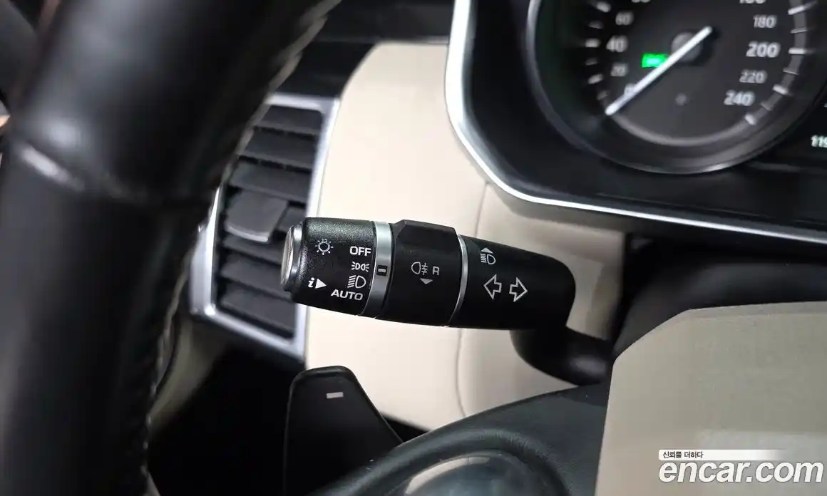 Land Rover Discovery 2018 2.0 гидро в Москве № 1692026, фото 28