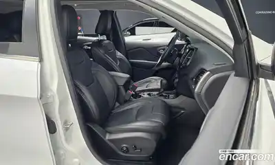 Jeep Cherokee 2020 2.4 гидро в Москве № 1693687, миниатюра 12