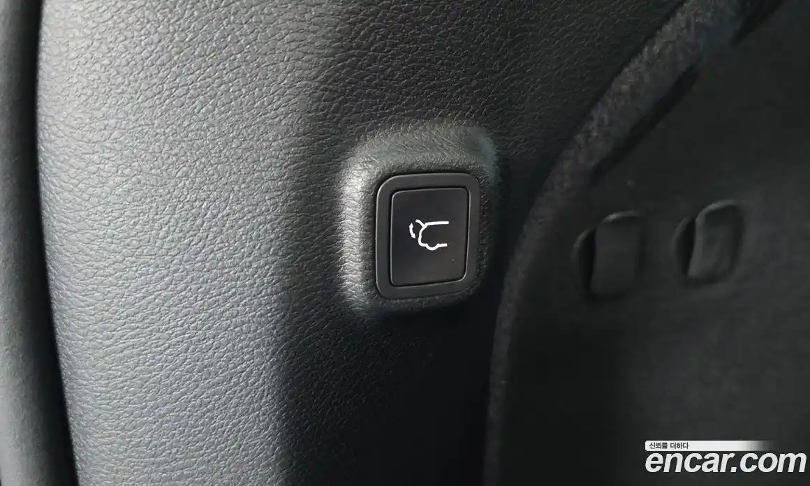 Jeep Cherokee 2020 2.4 гидро в Москве № 1693687, фото 23
