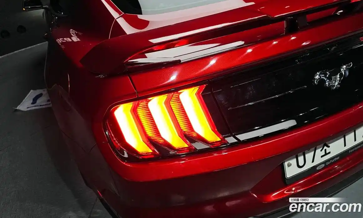 Ford Mustang 2018 2.3 гидро в Москве № 1696932, фото 9