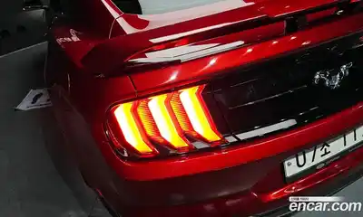 Ford Mustang 2018 2.3 гидро в Москве № 1696932, миниатюра 9