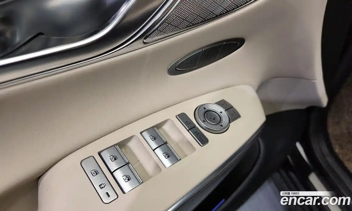 Genesis GV70 2023 2.5 гидро в Москве, фото 29