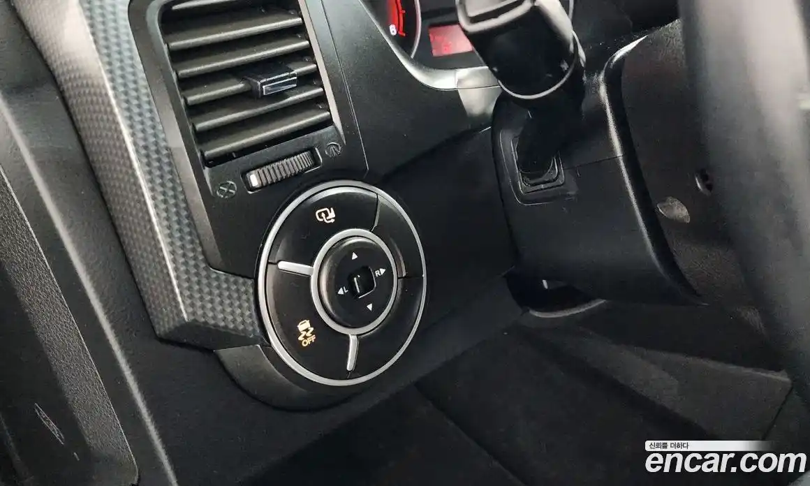 SsangYong Korando 2015 2.0 гидро в Москве № 1759207, фото 26