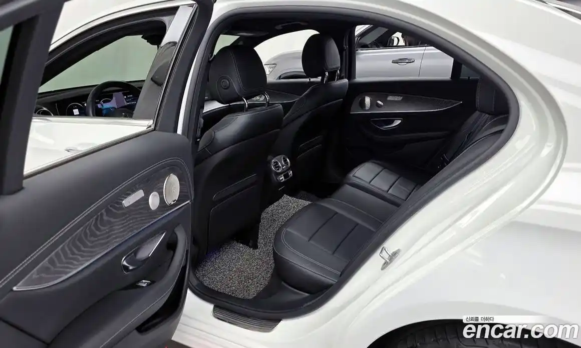Mercedes-Benz E-Class 2022 2.0 гидро в Москве № 1762678, фото 16