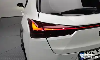 Lexus UX 2023 2.0 гидро в Москве № 1764900, миниатюра 9