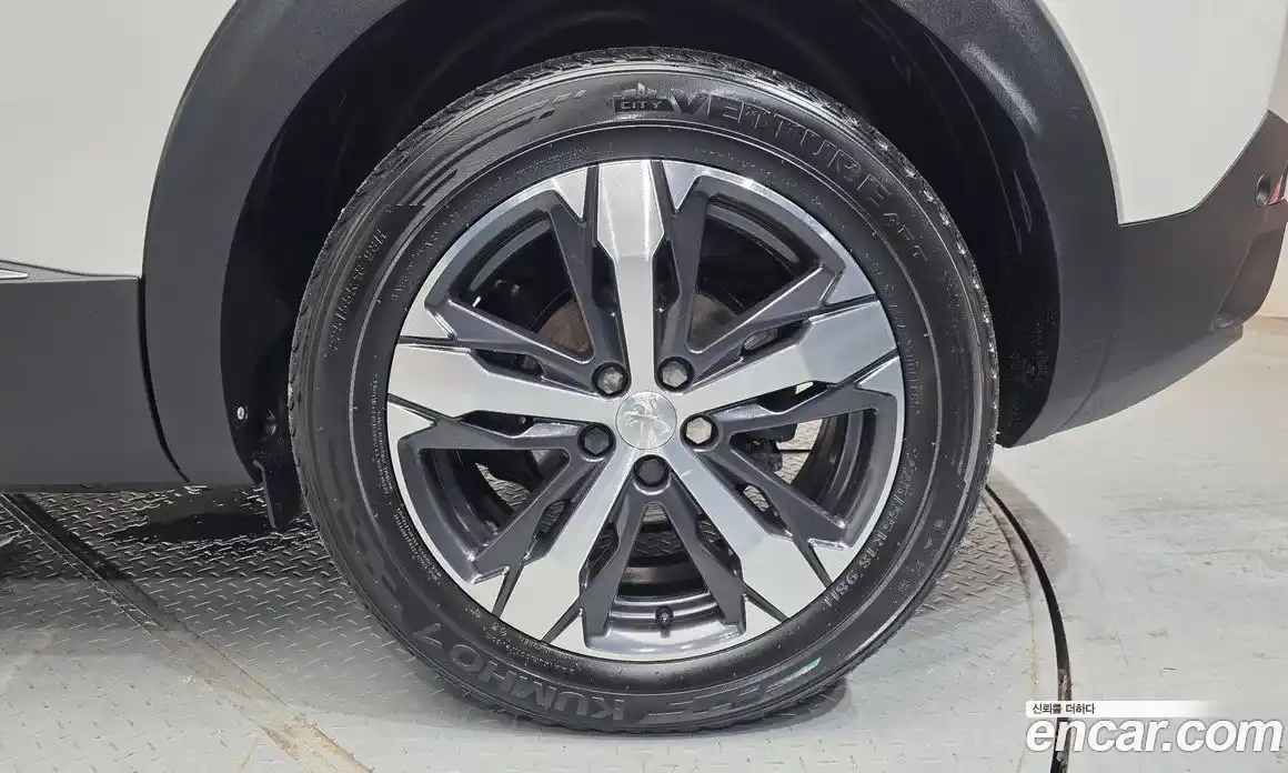 Peugeot 3008 2018 1.6 гидро в Москве, фото 7