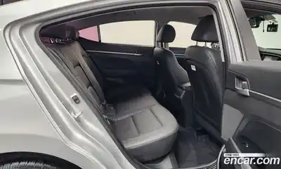 Hyundai Avante 2017 1.6 гидро в Москве № 1830702, миниатюра 11