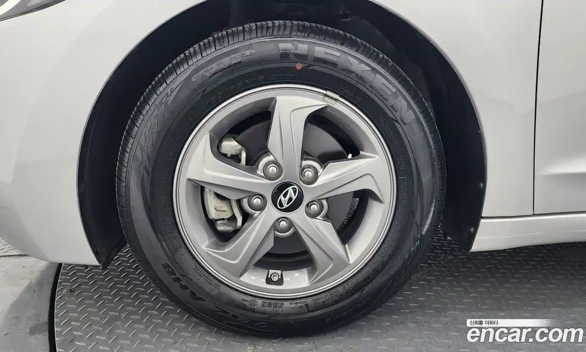 Hyundai Avante 2017 1.6 гидро в Москве № 1830702, фото 5