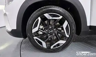 Kia Seltos 2022 1.6 гидро в Москве № 1831961, миниатюра 5