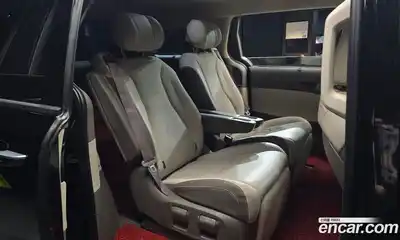 Kia Canival 2024 1.6 гидро в Москве № 1832095, миниатюра 12