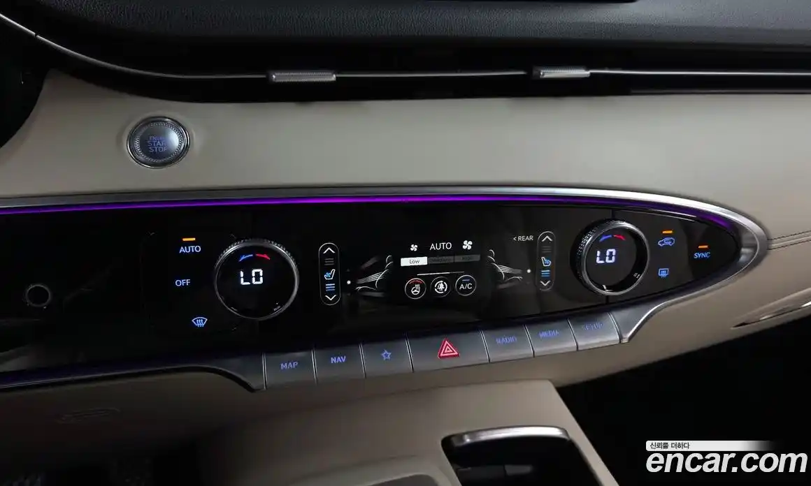 Genesis GV70 2022 2.5 гидро в Москве № 1832485, фото 23